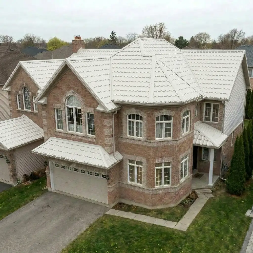 Metal roof in White (euro-tile)